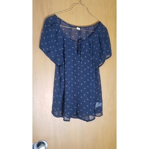 Old Navy blouse